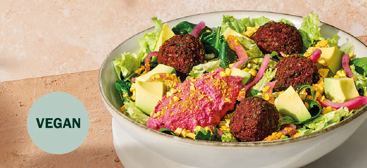 Salada de Falafel de Beterraba e Abacate